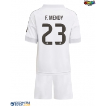 Otroški Nogometni dresi Real Madrid Ferland Mendy #23 Domači 2025-26 Kratek Rokav (+ Kratke hlače)